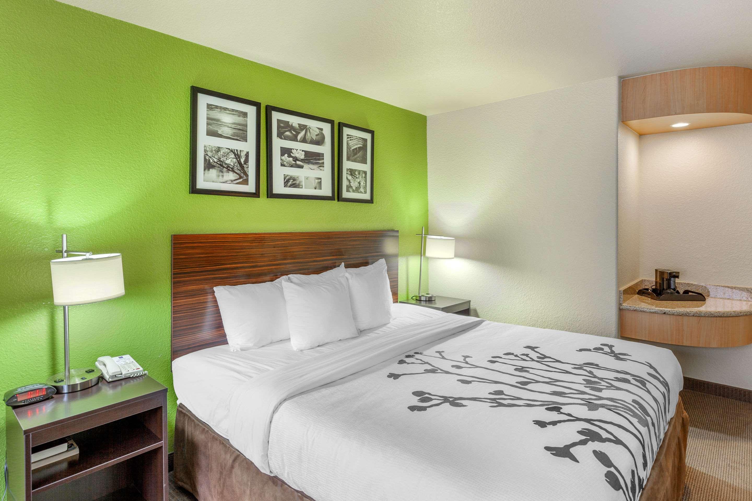 Sleep Inn & Suites Hewitt - South Waco Exterior photo